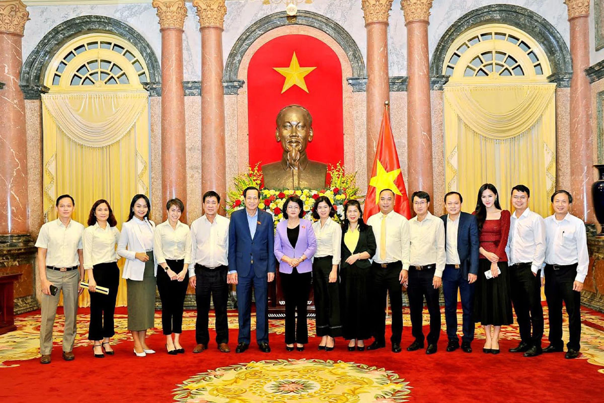 MC Bích Thủy - Ảnh 1