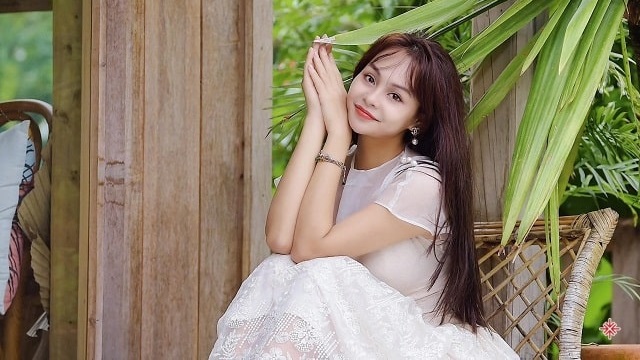 Bích Thủy – MC sống xanh, an lành, duyên dáng, từ đời thường cho đến trên sân khấu